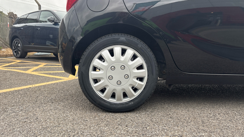 Vauxhall Viva 1.0 [73] SE 5dr Petrol Hatchback